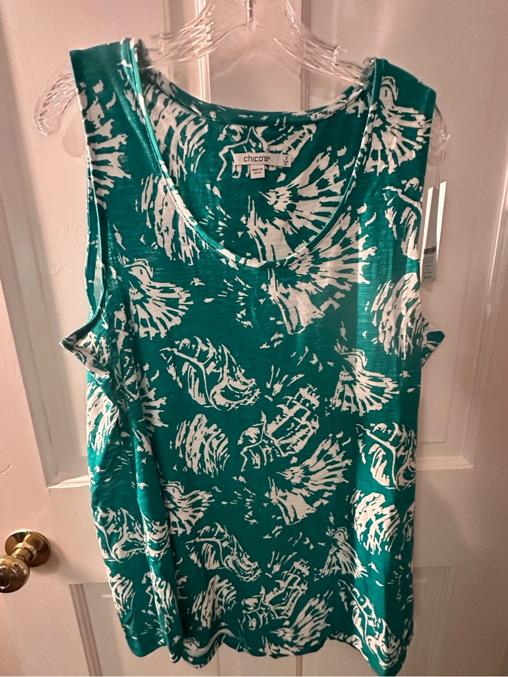Chico's Teal and White Shell-Print Sleeveless Tank